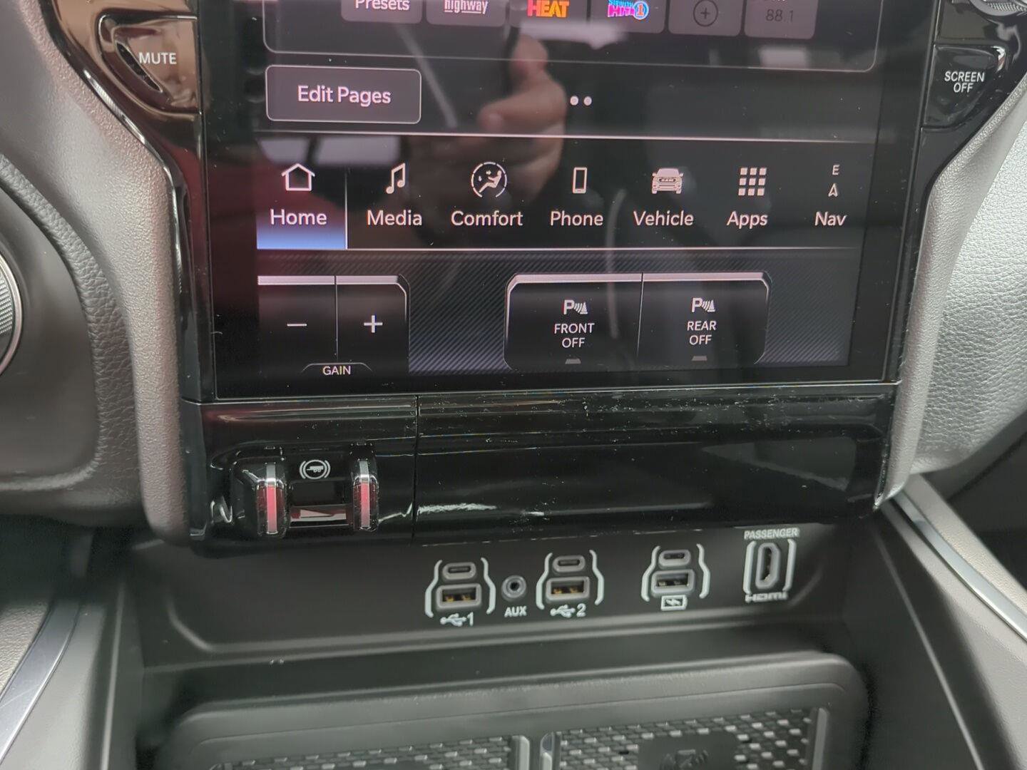 New 2026 RAM 1500 Laramie w/ Night Edition image 26