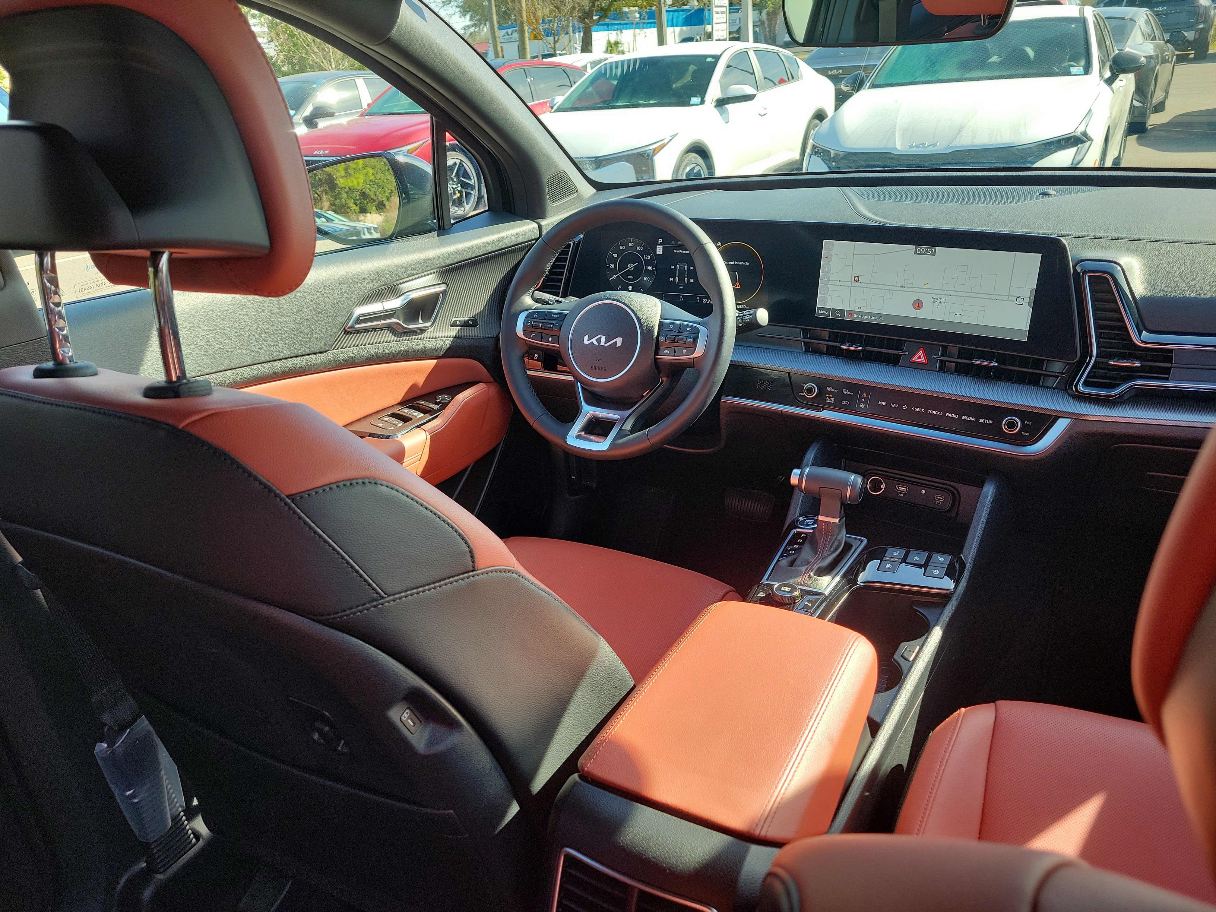 Certified 2025 Kia Sportage SX image 13