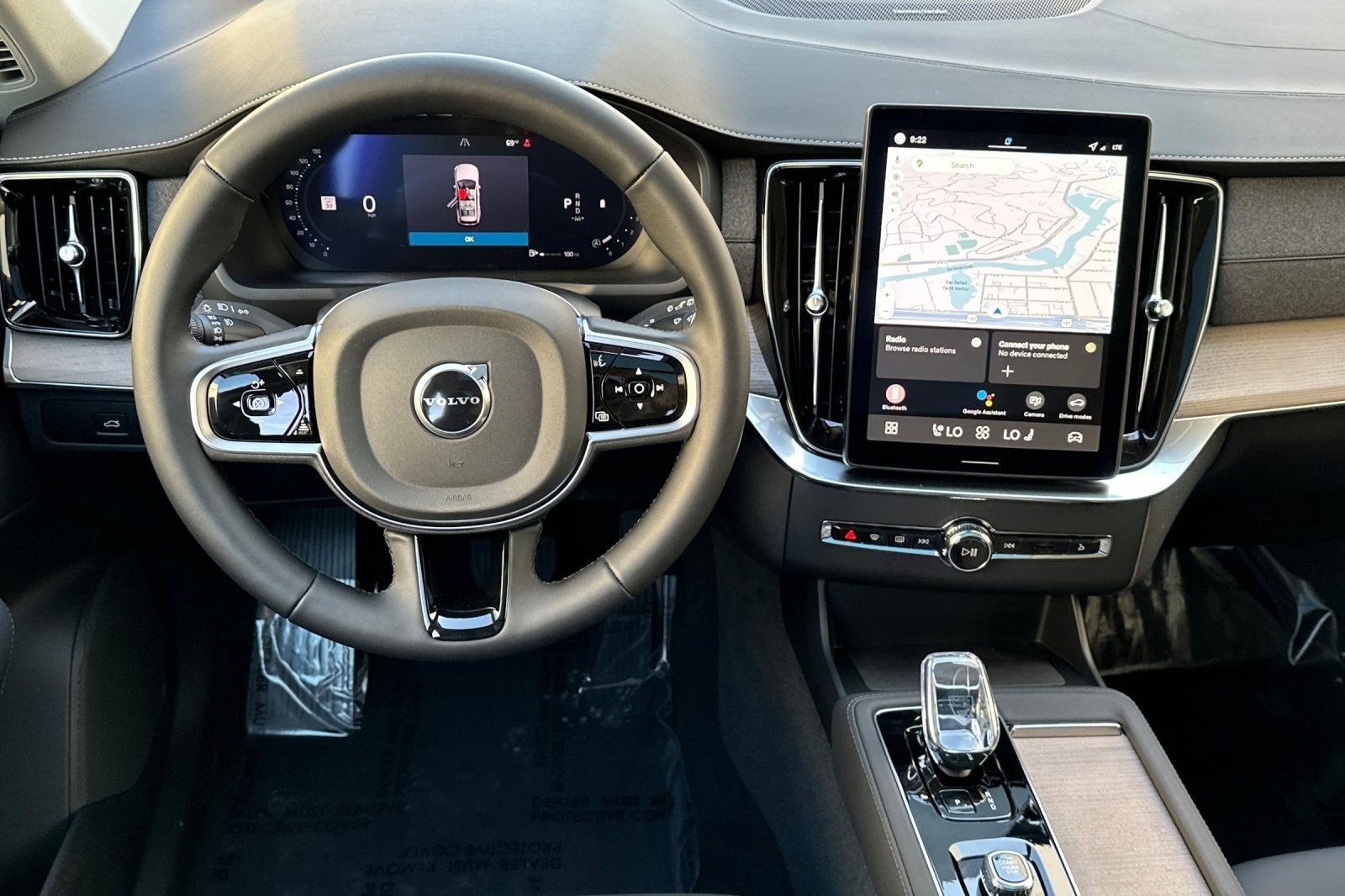 New 2026 Volvo XC90 B6 Plus image 16