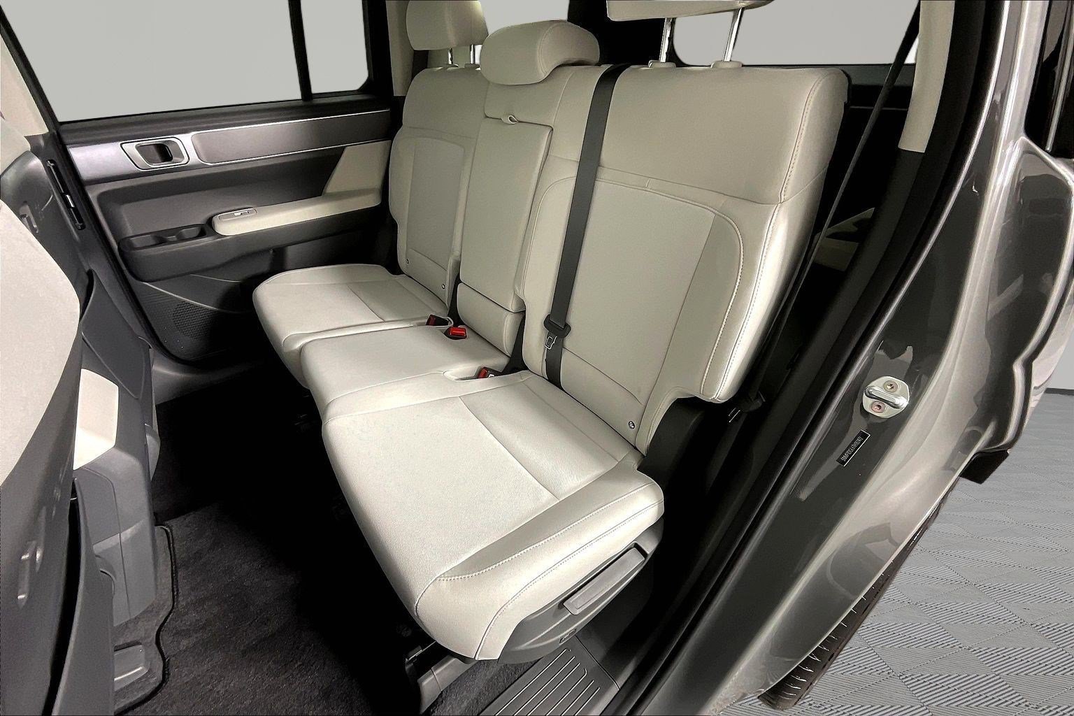 Certified 2026 Hyundai Santa Fe SE AWD/4WD image 22