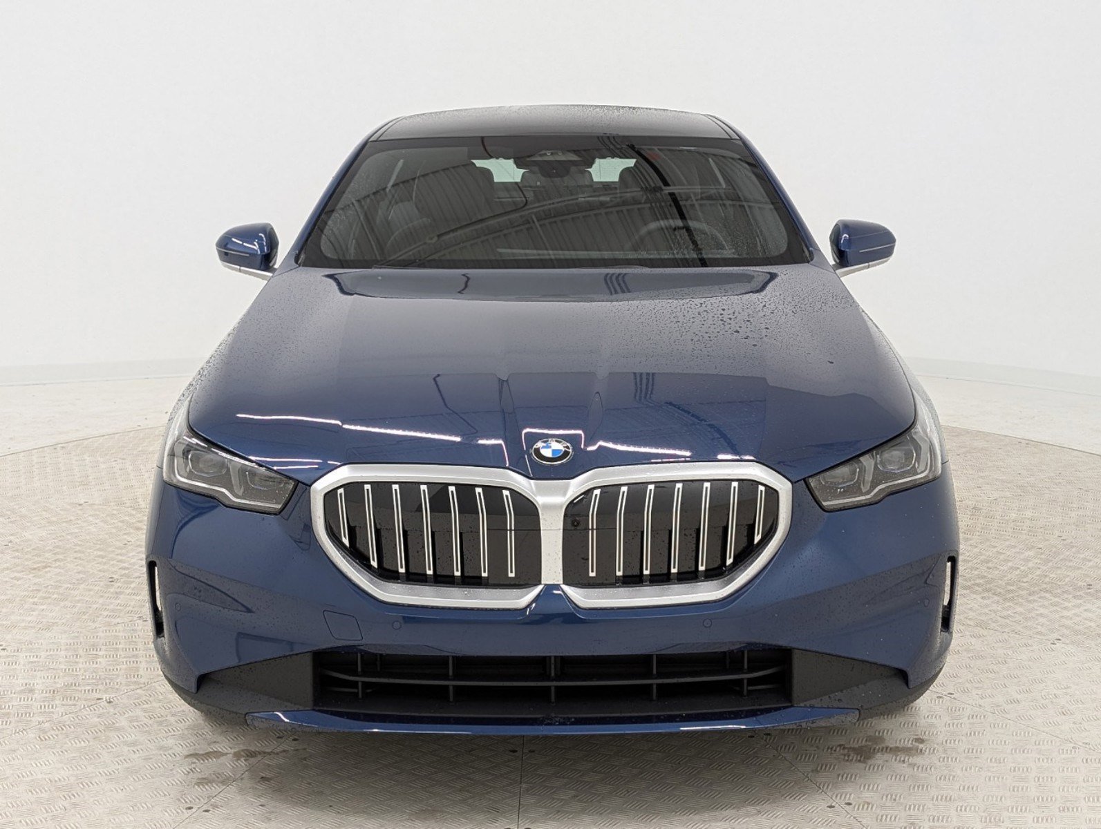 New 2025 BMW 530i w/ Premium Package image 3