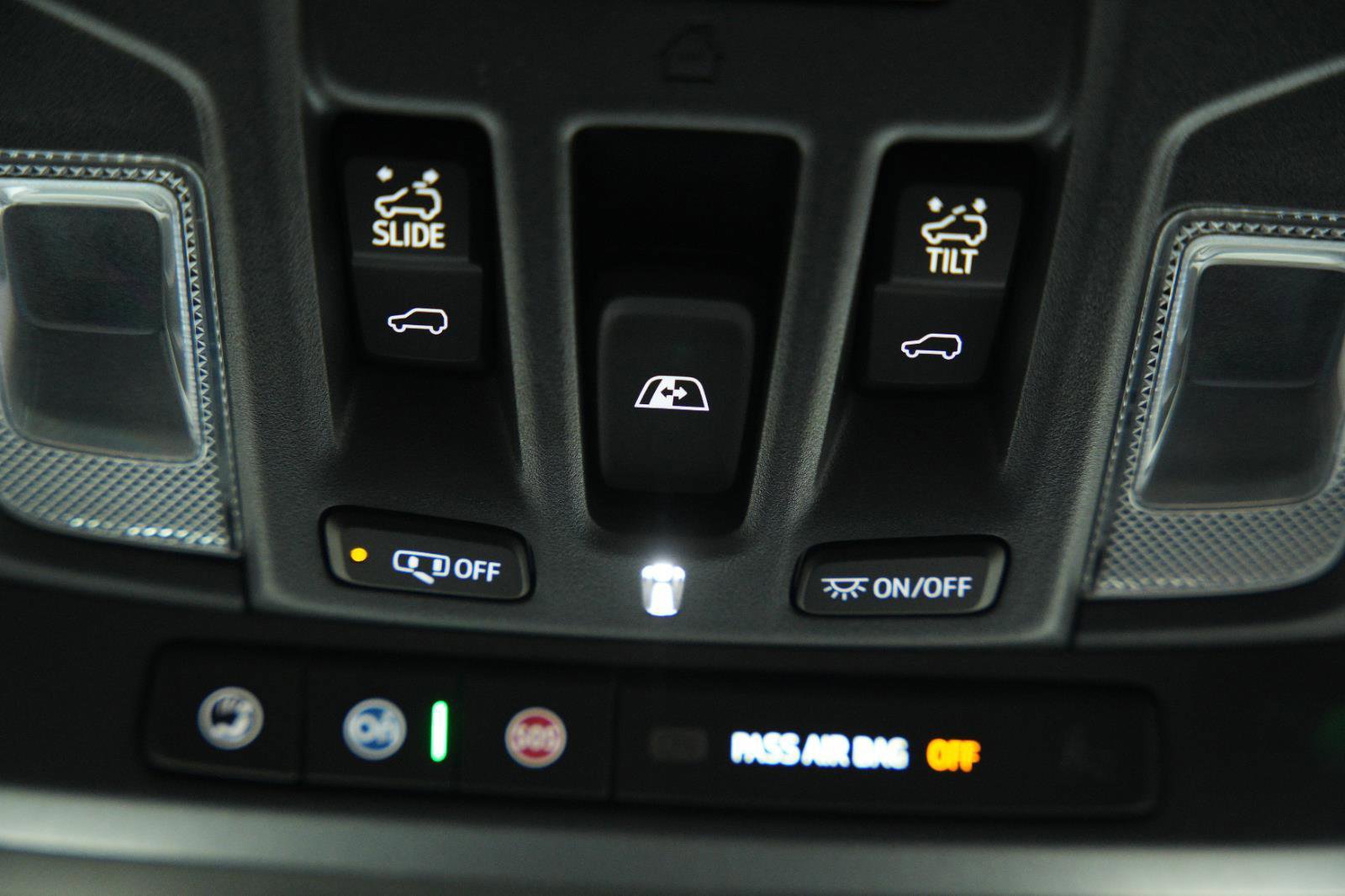 Used 2025 GMC Sierra 1500 AT4 w/ AT4 Premium Package image 49