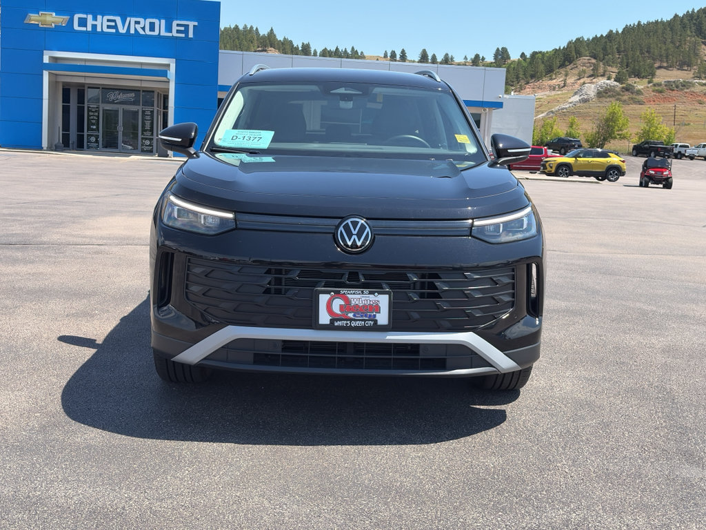 Used 2026 Volkswagen Tiguan SE AWD/4WD image 7