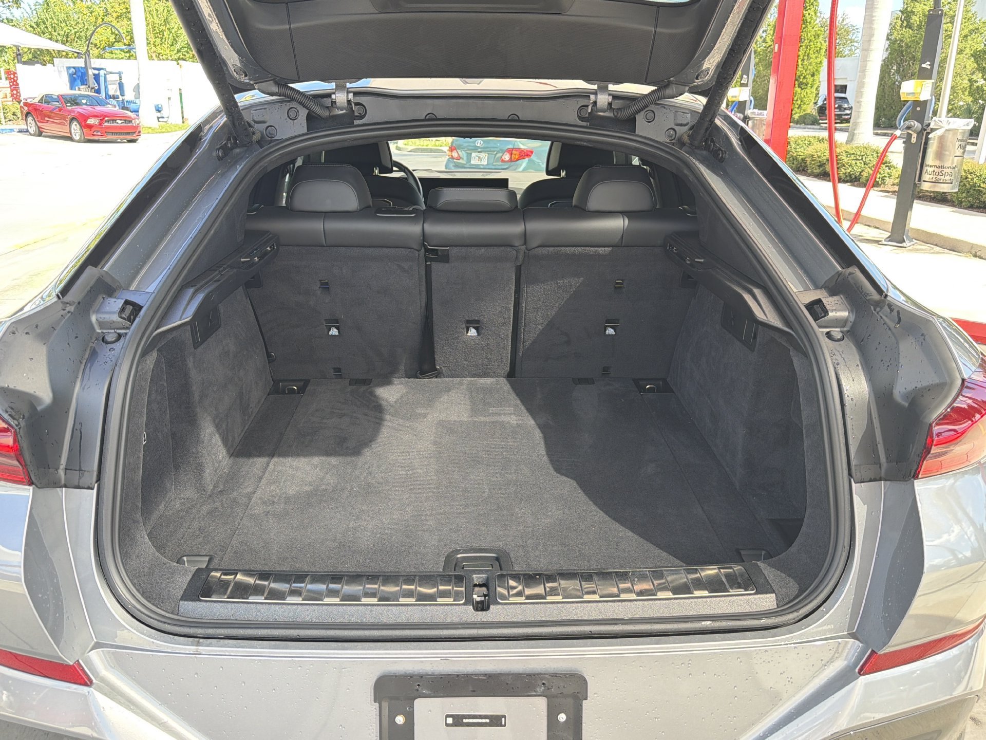 Certified 2026 BMW X6 M60i AWD/4WD image 12