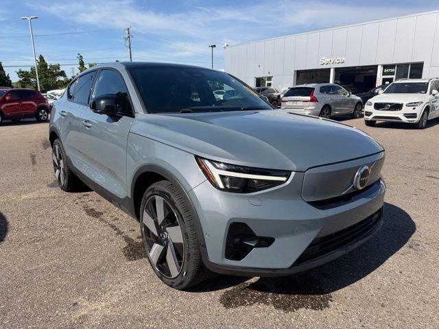 Used 2023 Volvo C40 P8 Recharge Ultimate AWD/4WD image 3