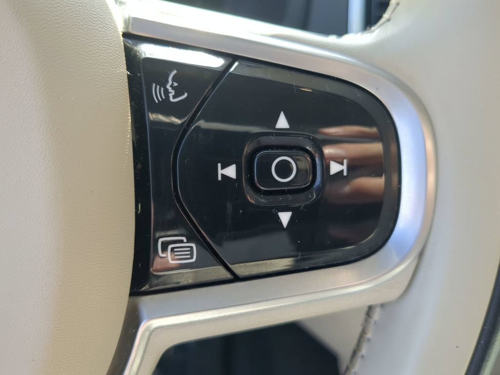 Used 2022 Volvo XC90 T6 Inscription AWD/4WD image 31