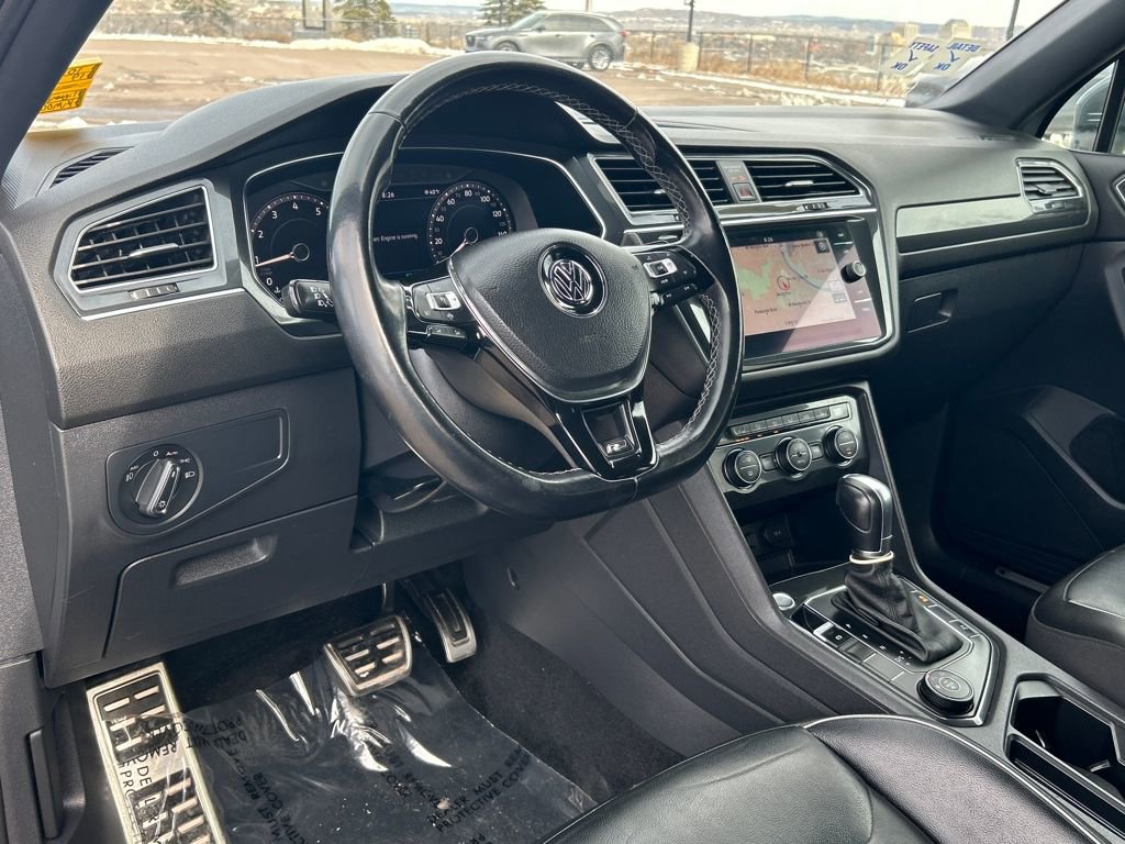 Used 2019 Volkswagen Tiguan SEL Premium R-Line w/ 3rd Row Seat Package image 8