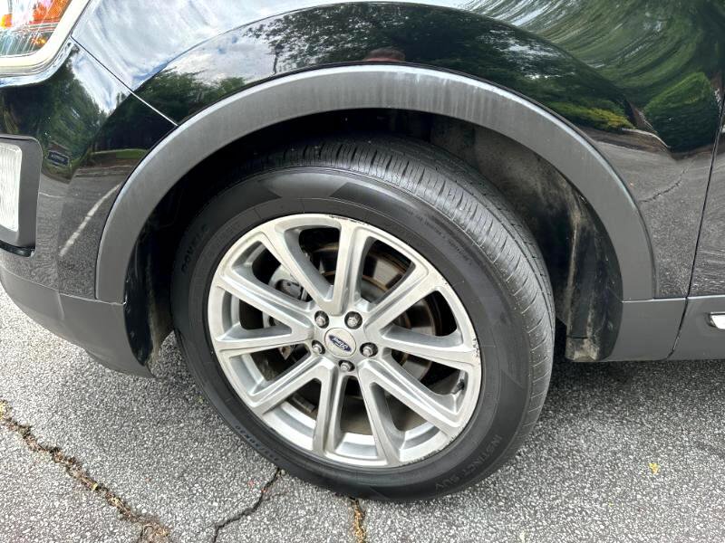 Used 2017 Ford Explorer Limited image 3