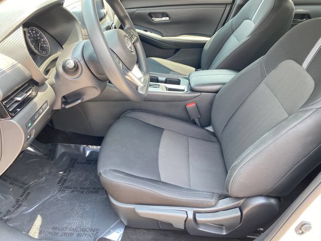 Used 2025 Nissan Sentra SV FWD image 10