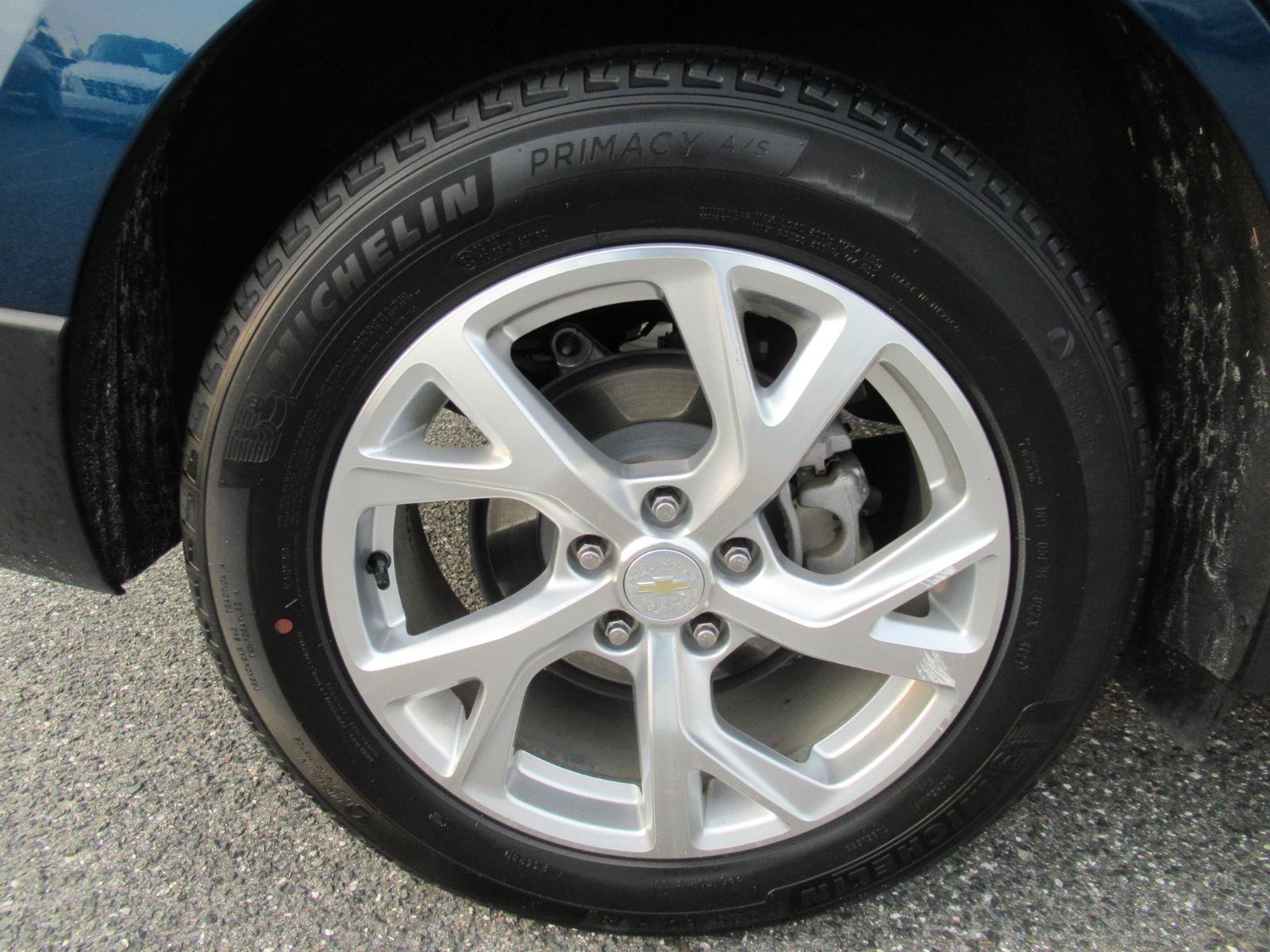 Used 2019 Chevrolet Equinox Premier FWD image 8