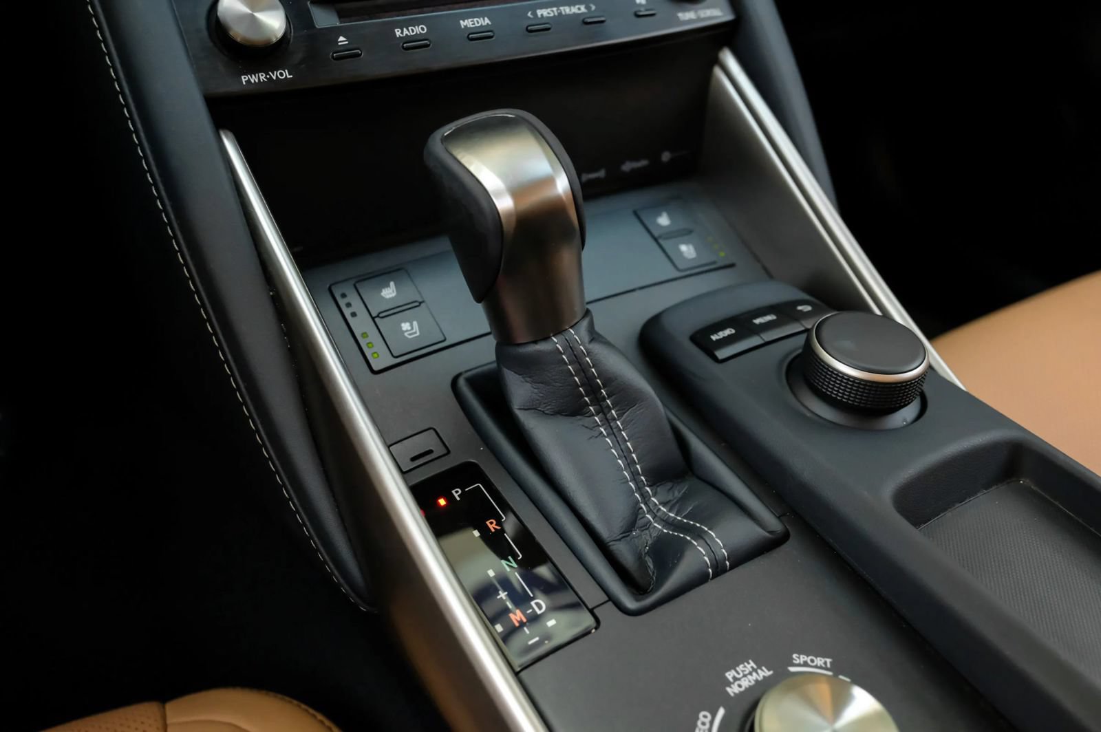 Used 2018 Lexus IS 300 AWD w/ Premium Package image 30