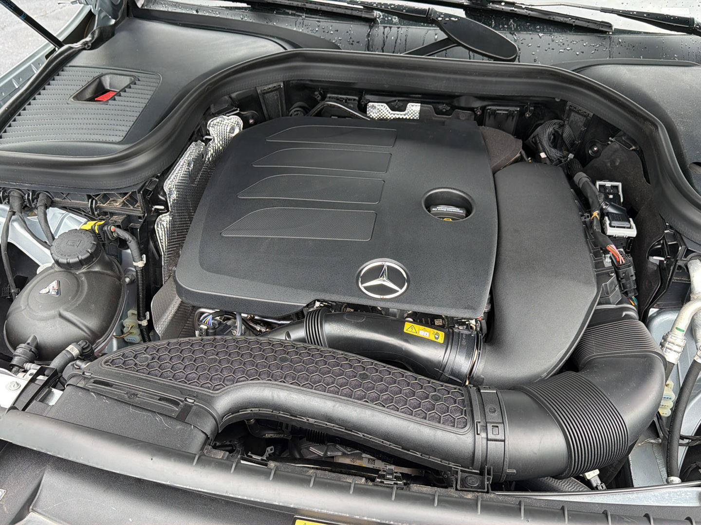 Used 2022 Mercedes-Benz GLC 300 4MATIC image 33