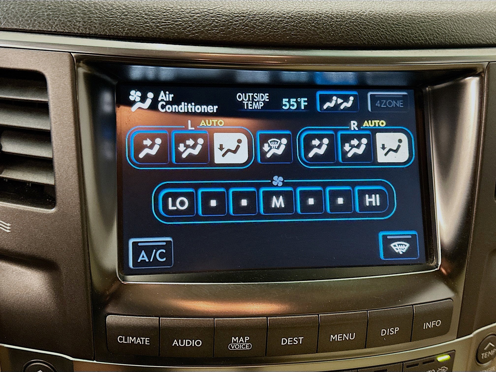 Used 2009 Lexus LX 570 4WD image 24