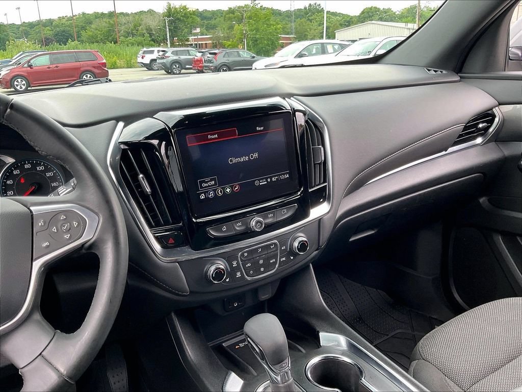 Used 2023 Chevrolet Traverse LT w/ LPO, Floor Liner Package AWD/4WD image 19
