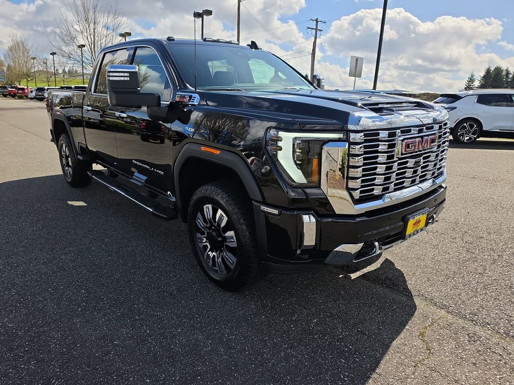 Certified 2025 GMC Sierra 3500 Denali w/ Denali Reserve Package image 8