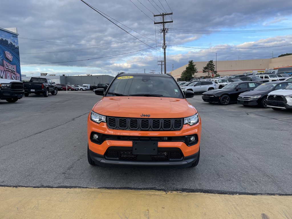 Used 2026 Jeep Compass Limited AWD/4WD image 5