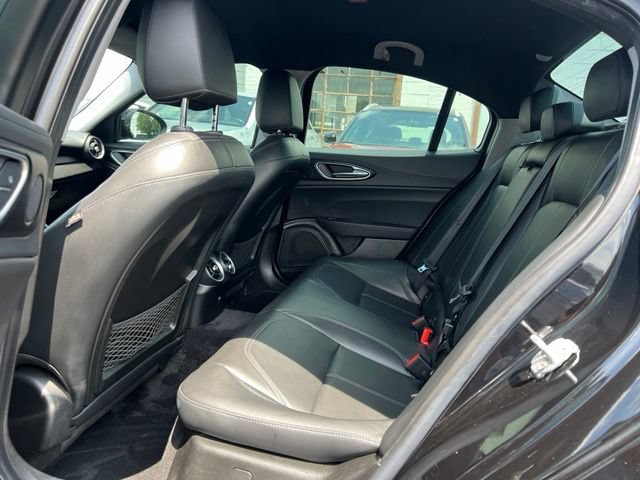 Used 2017 Alfa Romeo Giulia w/ Sport Appearance Package RWD image 16