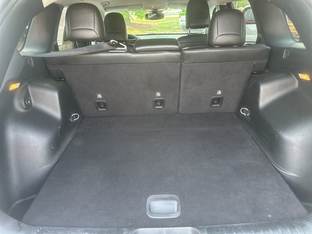 Used 2023 Jeep Cherokee Altitude Lux AWD/4WD image 26