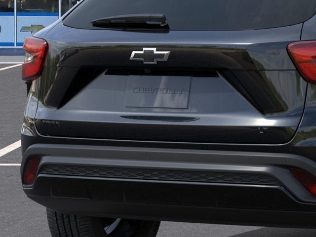 New 2026 Chevrolet Trax LT w/ Driver Confidence Package FWD image 14