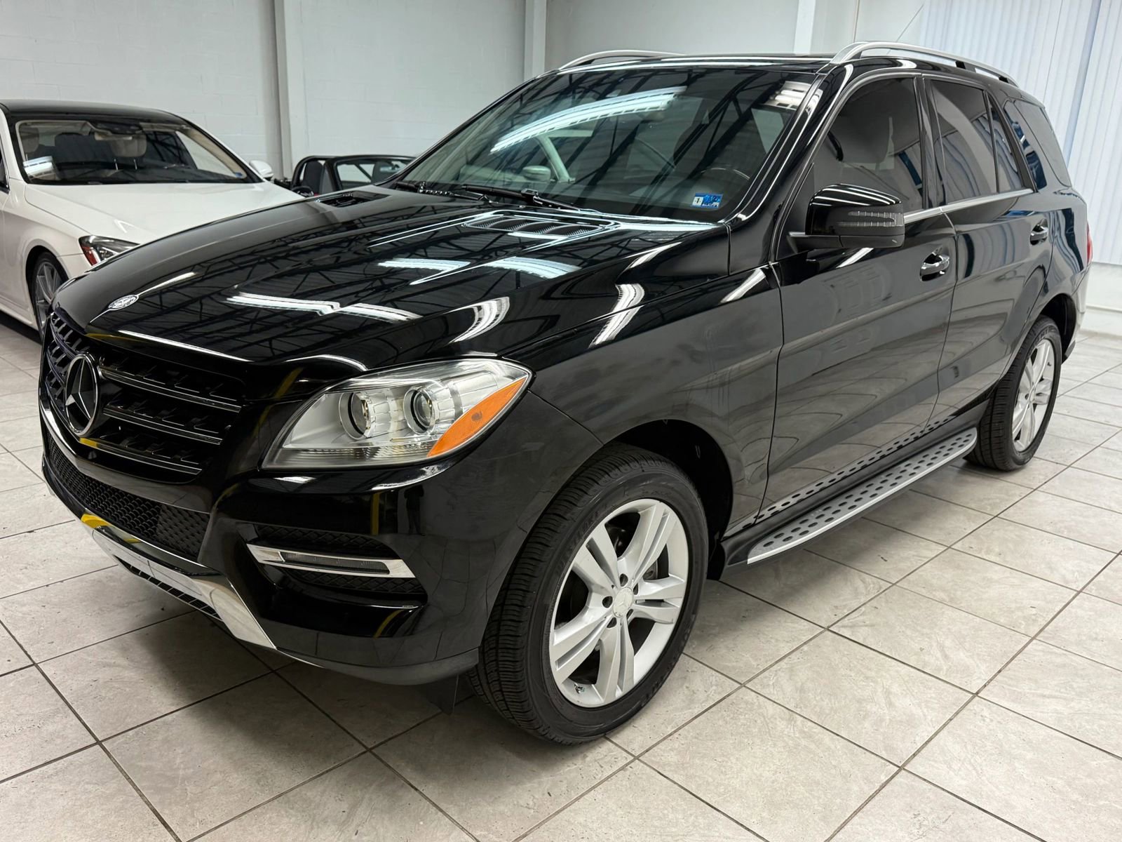 Used 2013 Mercedes-Benz ML 350 2WD image 3