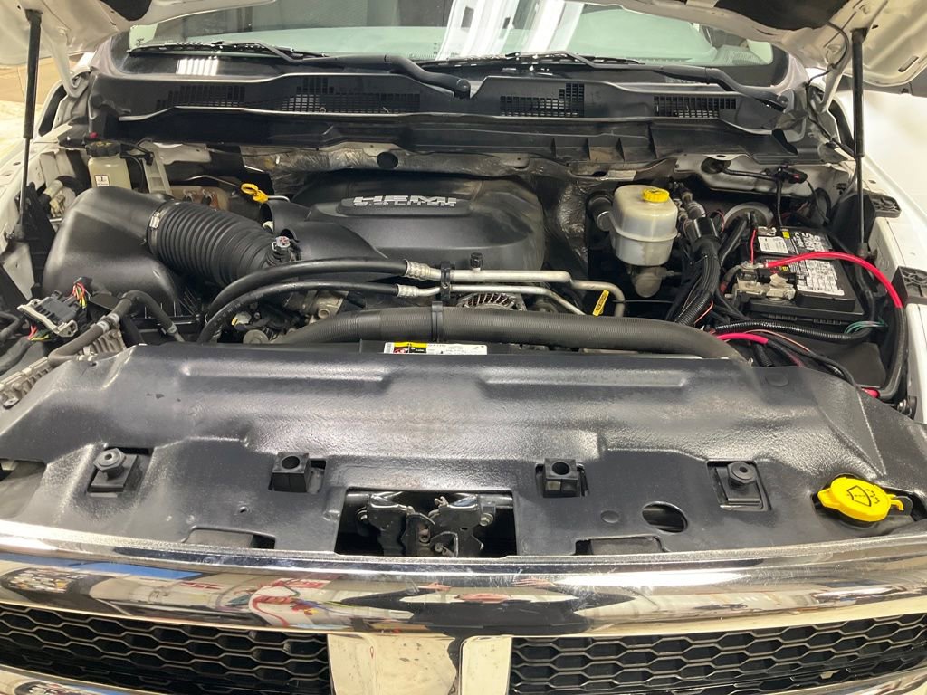 Used 2017 RAM 2500 Tradesman w/ Chrome Appearance Group image 3