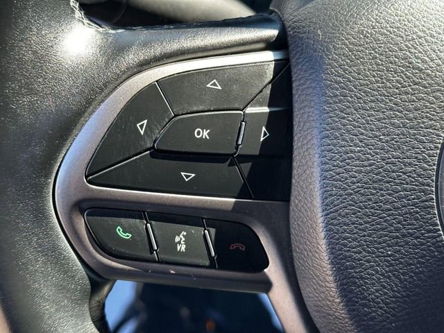 Used 2019 Jeep Cherokee Limited AWD/4WD image 19