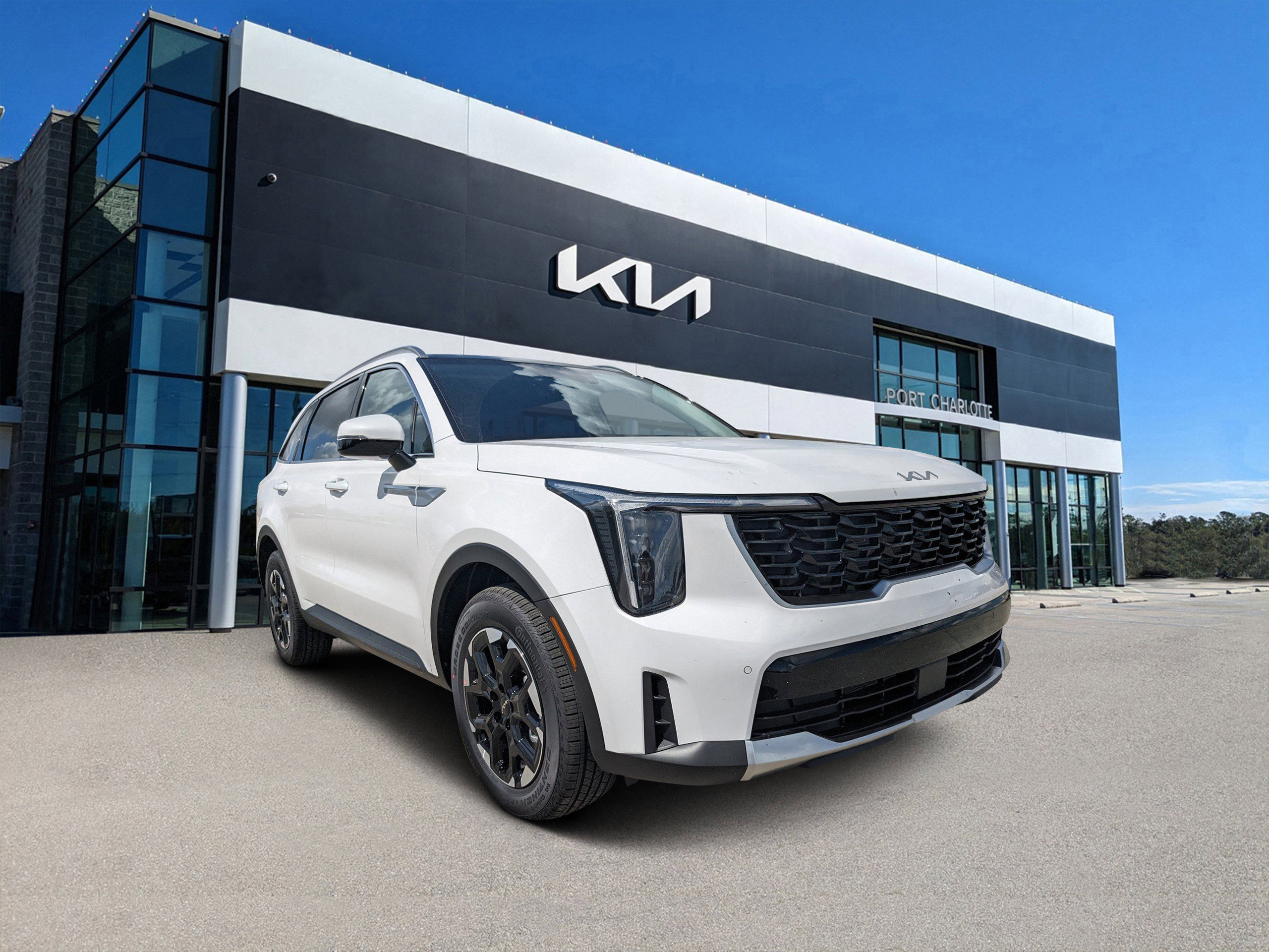 New 2025 Kia Sorento S w/ Panoramic Sunroof Package