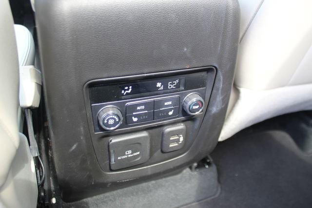 Used 2022 Buick Enclave Avenir w/ Avenir Technology Package image 29