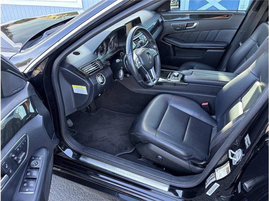 Used 2013 Mercedes-Benz E 350 Sedan image 14