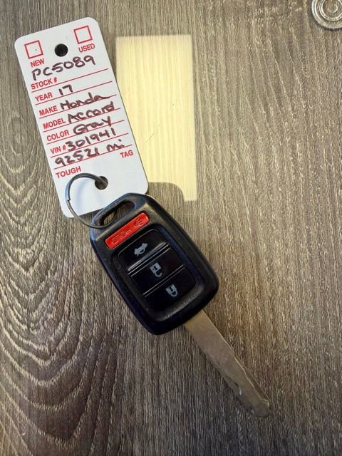 Used 2017 Honda Accord LX image 39