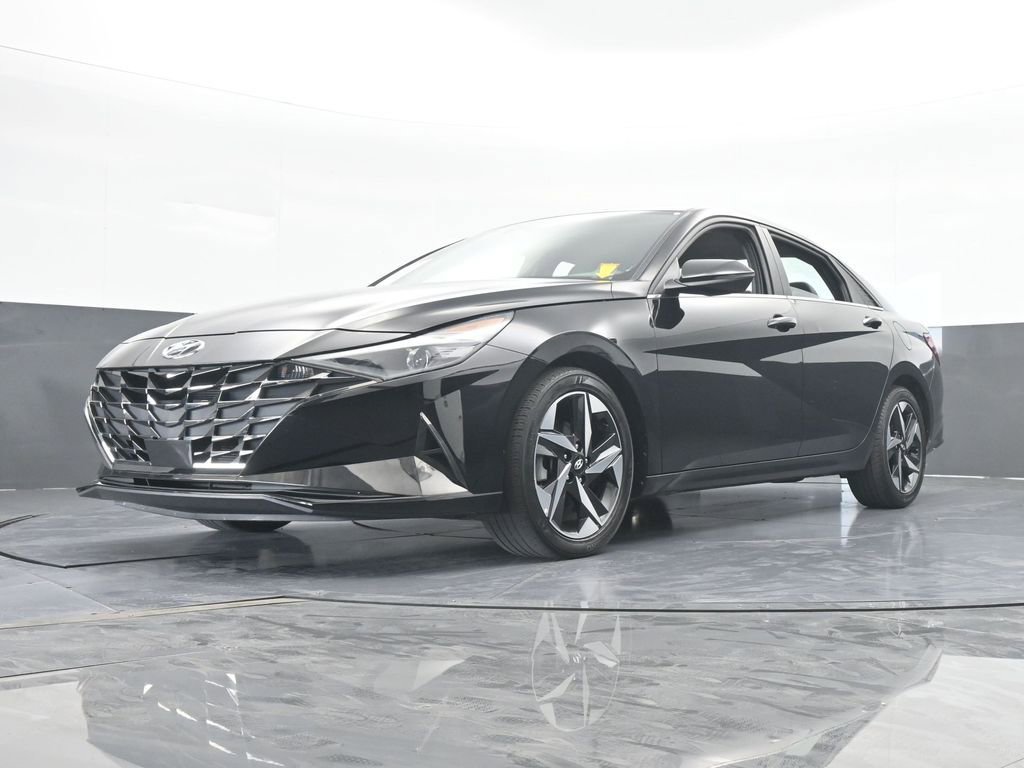 Used 2022 Hyundai Elantra SEL w/ Convenience + Premium Package image 54