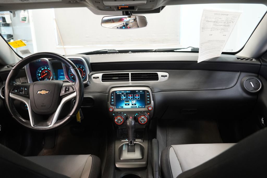 Used 2015 Chevrolet Camaro LT w/ 1LT Preferred Package image 19