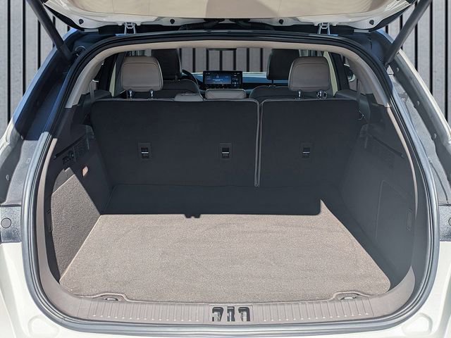 Used 2023 Lincoln Nautilus Reserve w/ Cargo Utility Package image 6