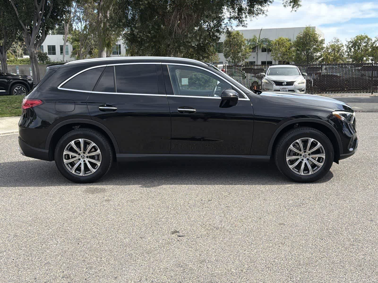 Used 2024 Mercedes-Benz GLC 300 image 7