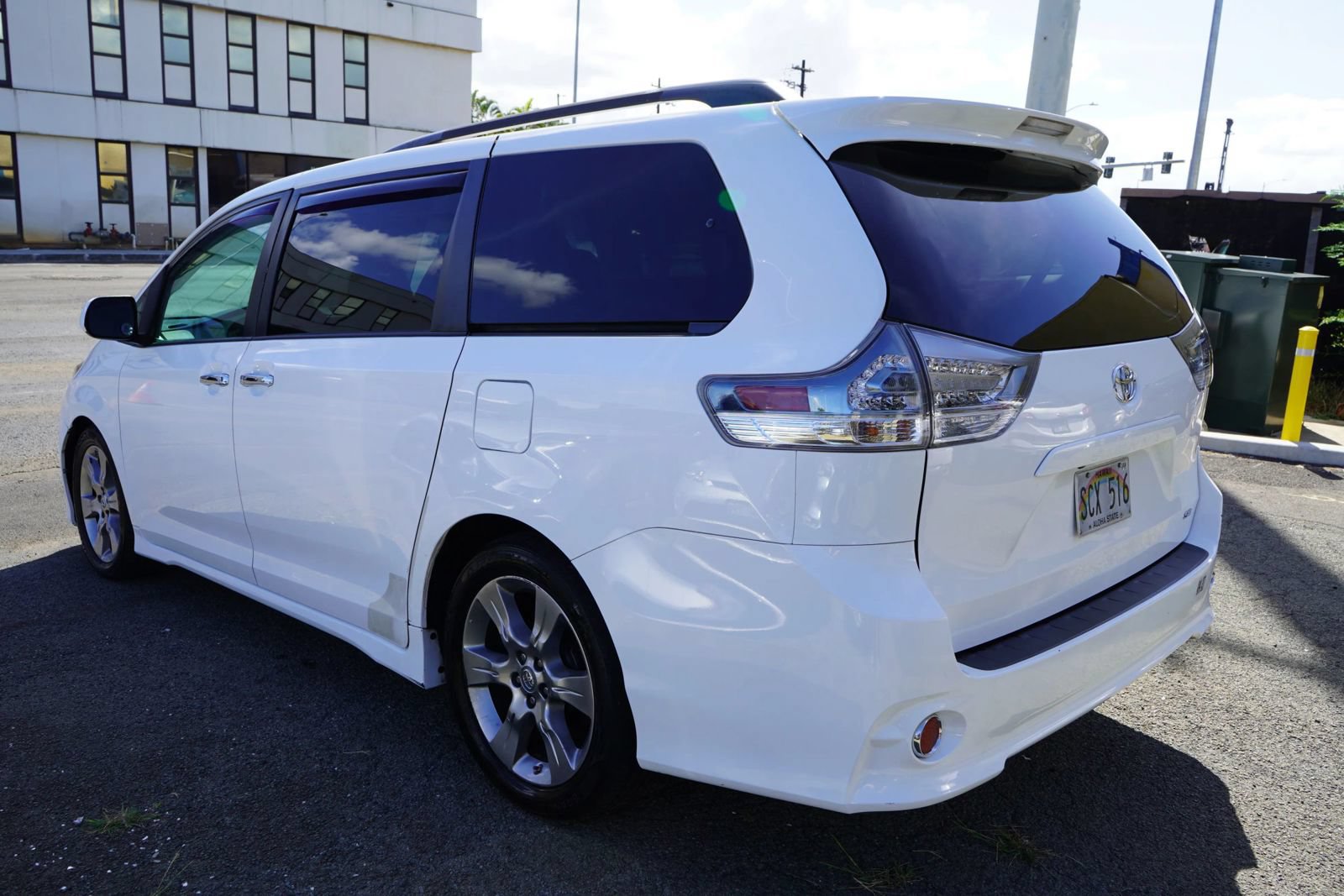 Used 2014 Toyota Sienna SE FWD image 24