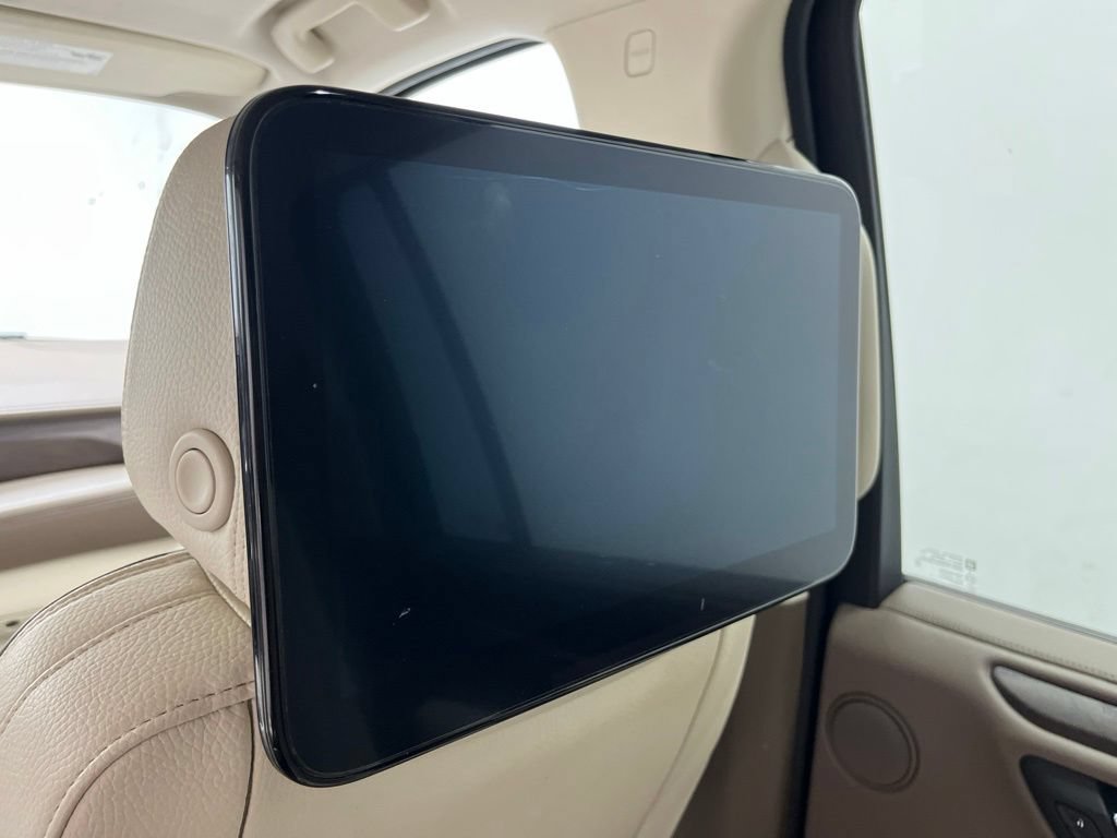 Used 2021 GMC Yukon XL Denali AWD/4WD image 11