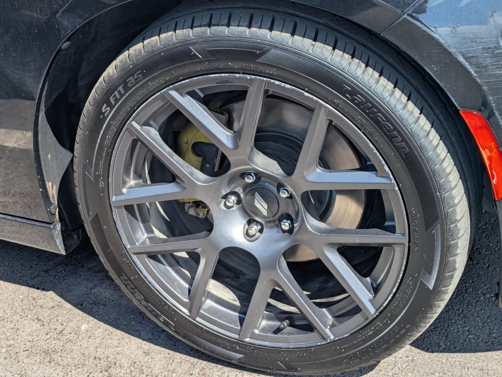 Used 2018 Dodge Charger R/T RWD image 7