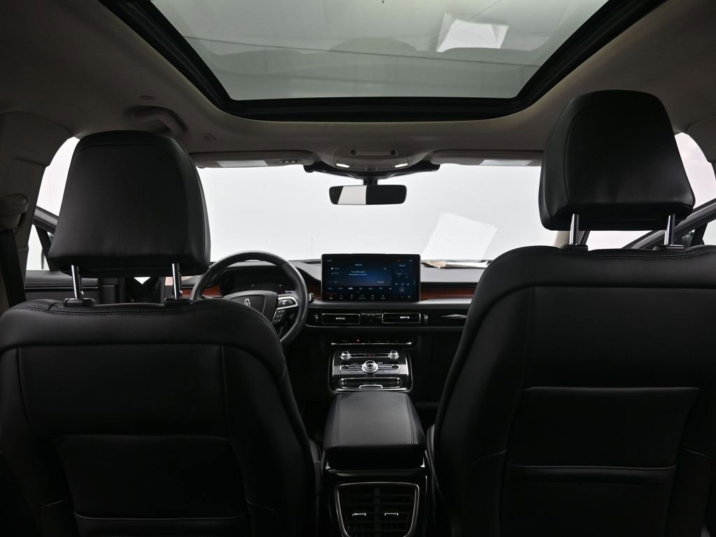 Used 2022 Lincoln Nautilus Reserve AWD/4WD image 31