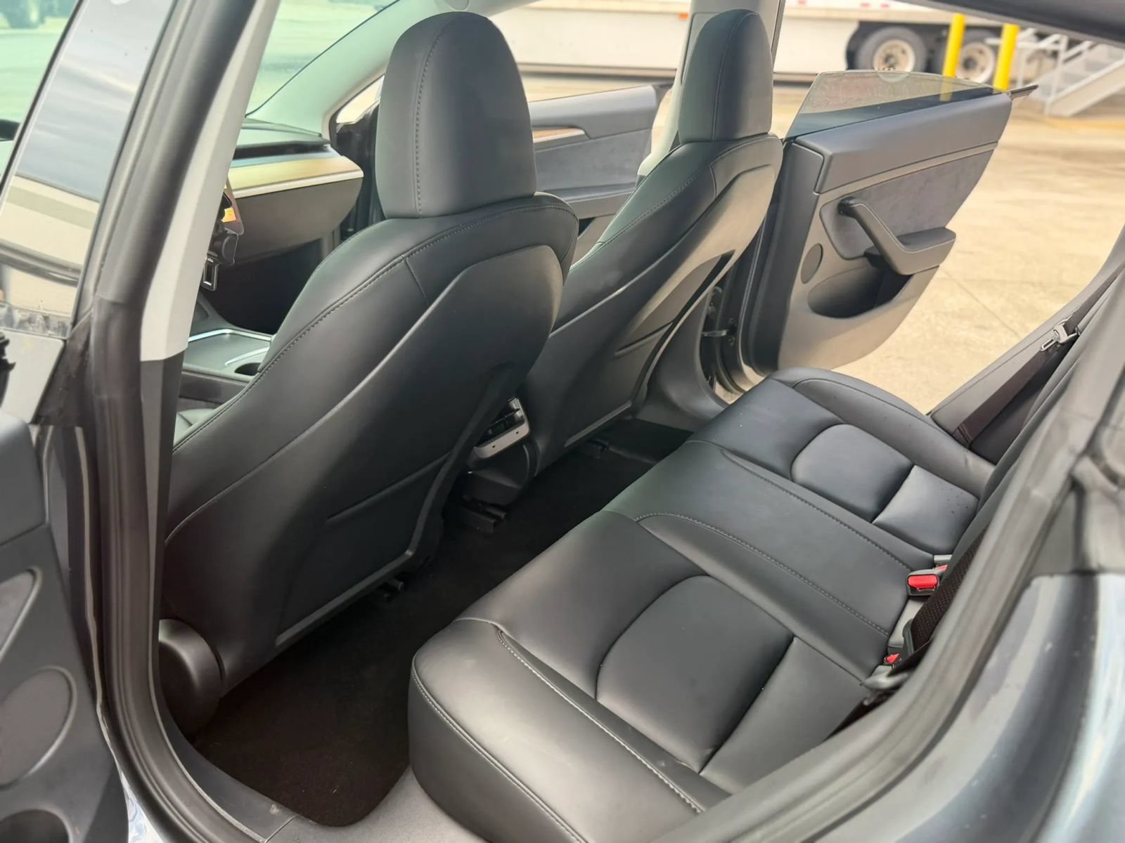 Used 2023 Tesla Model 3 Standard Range RWD image 19