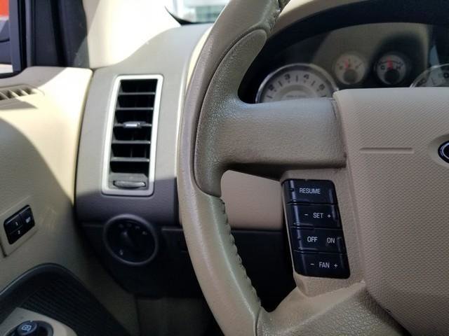 Used 2007 Ford Edge SEL Plus FWD image 25