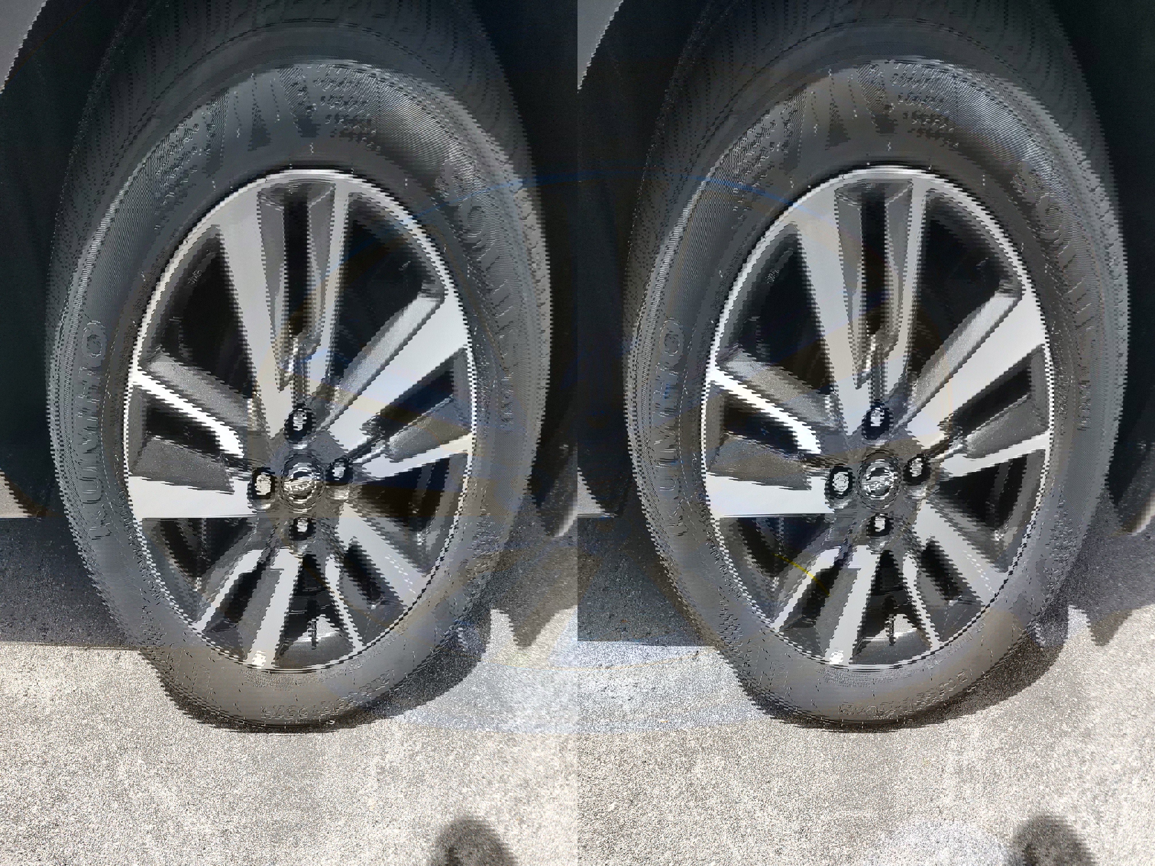 New 2025 Nissan Versa SV w/ Trunk Package image 8