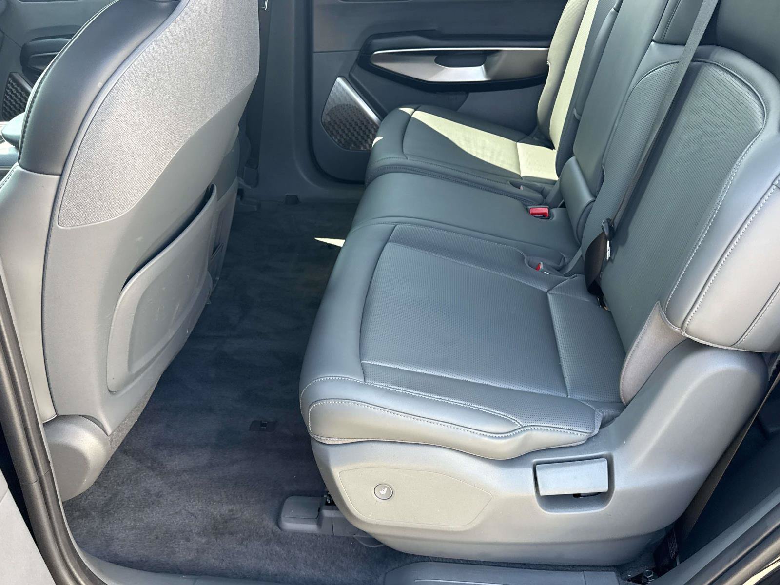 Used 2026 Kia EV9 Light RWD image 31