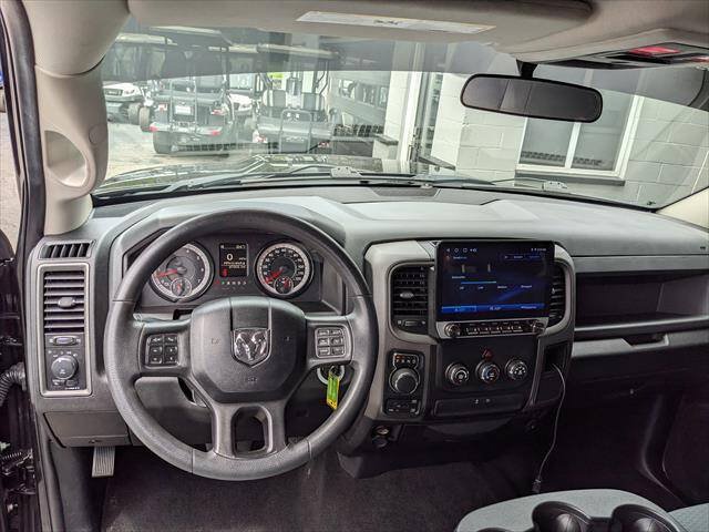 Used 2018 RAM 1500 Express w/ Express Value Package AWD/4WD image 14