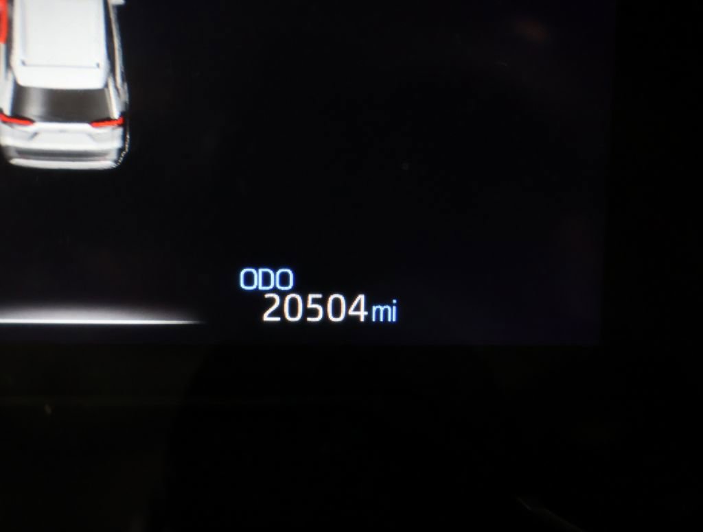 Used 2024 Toyota RAV4 XLE Premium image 9