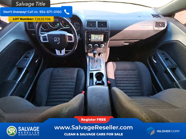Used 2014 Dodge Challenger SXT RWD image 11