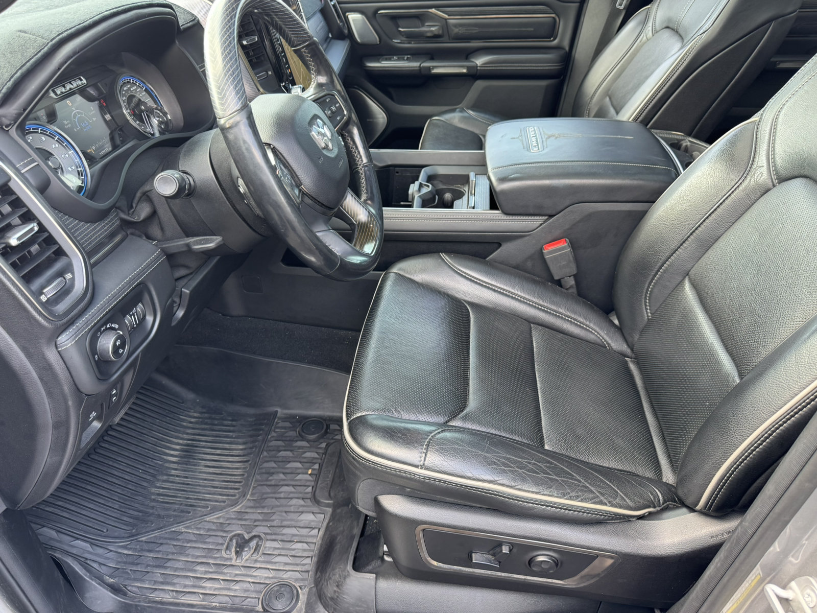 Used 2019 RAM 1500 Limited RWD image 9