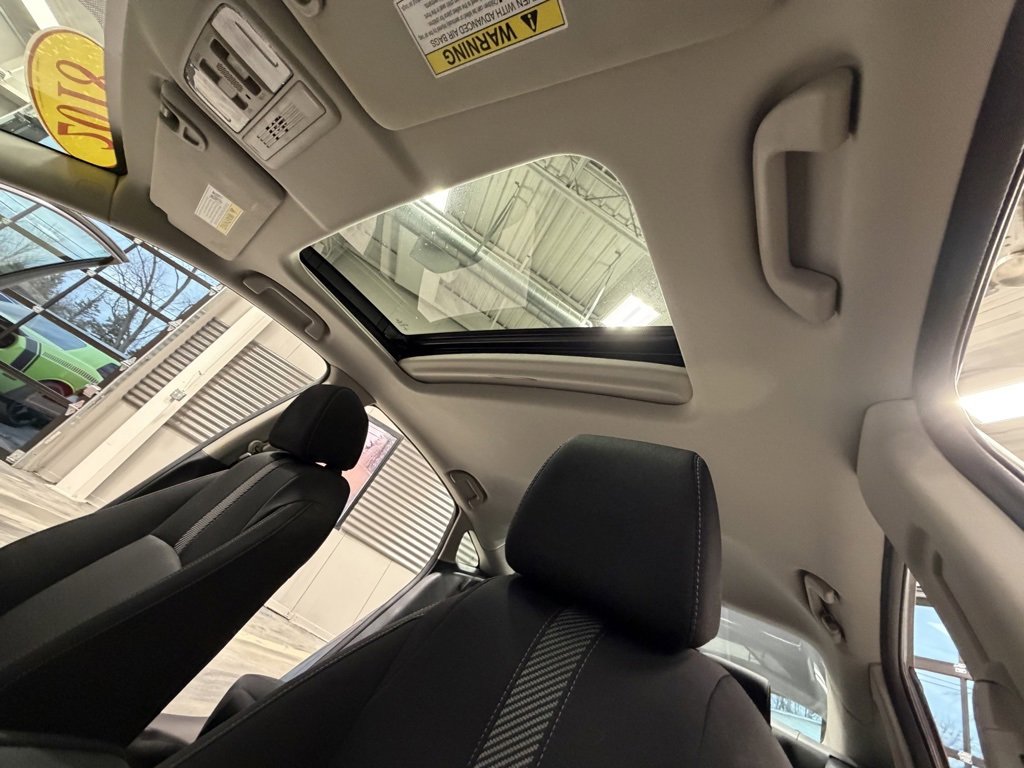 Used 2018 Honda Civic EX image 9