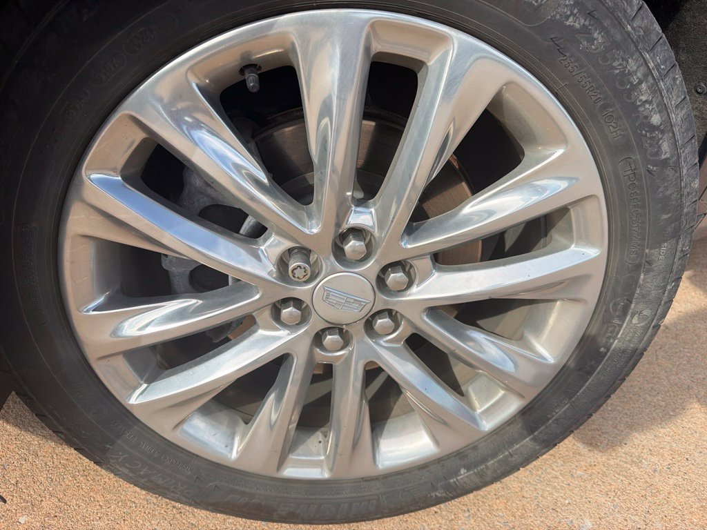 Used 2024 Cadillac XT6 Premium Luxury w/ LPO, Floor Liner Package AWD/4WD image 7