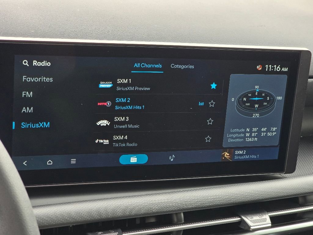 New 2026 Hyundai Santa Cruz SE AWD/4WD image 5