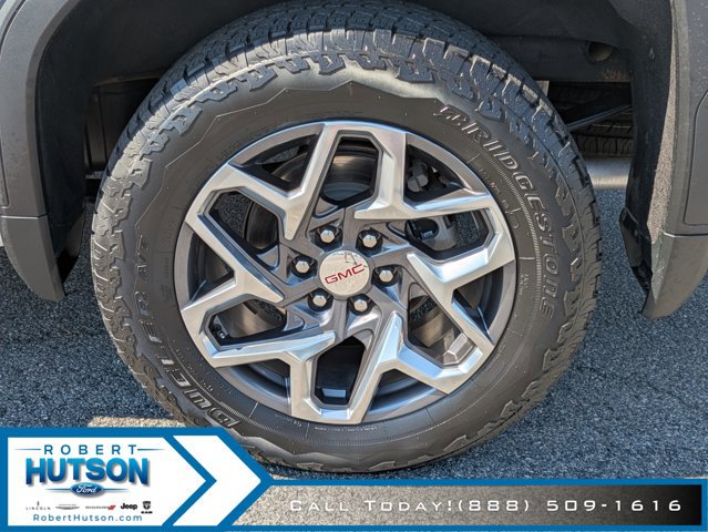 Used 2023 GMC Sierra 1500 SLT image 9